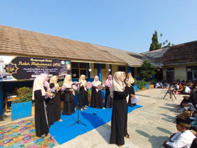 Performa Tim Qasidah Guru SAMAPTHA 