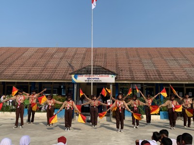 DEMO EKSTRAKURIKULER PRAMUKA 