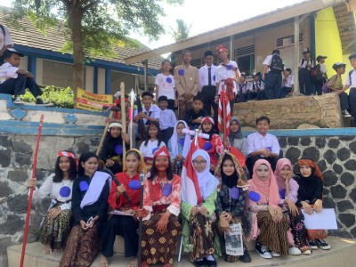 PERLOMBAAN SISWA 