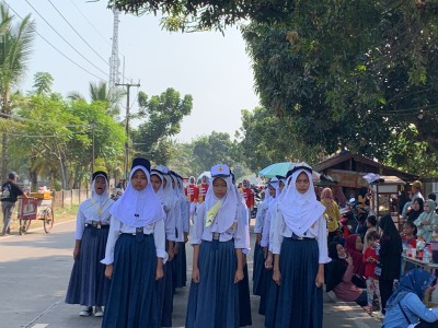 LOMBA BARIS BERBARIS SISWA