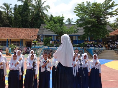 PERLOMBAAN SISWA 