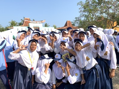 LOMBA BARIS BERBARIS SISWA