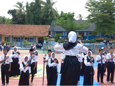 PERLOMBAAN SISWA 