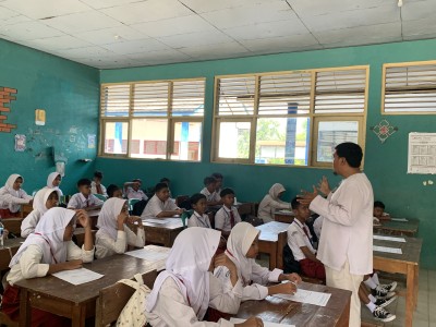 PEMBEKALAN MATERI 