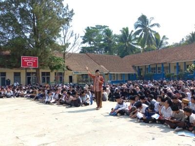 Ceramah Ustadz Aang