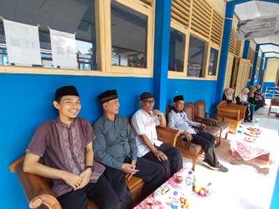 Dewan Guru SMPN 1 Labuan 