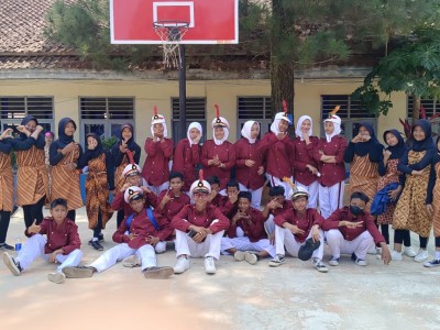 PESTA KARNAVAL SMPN 1 LABUAN 